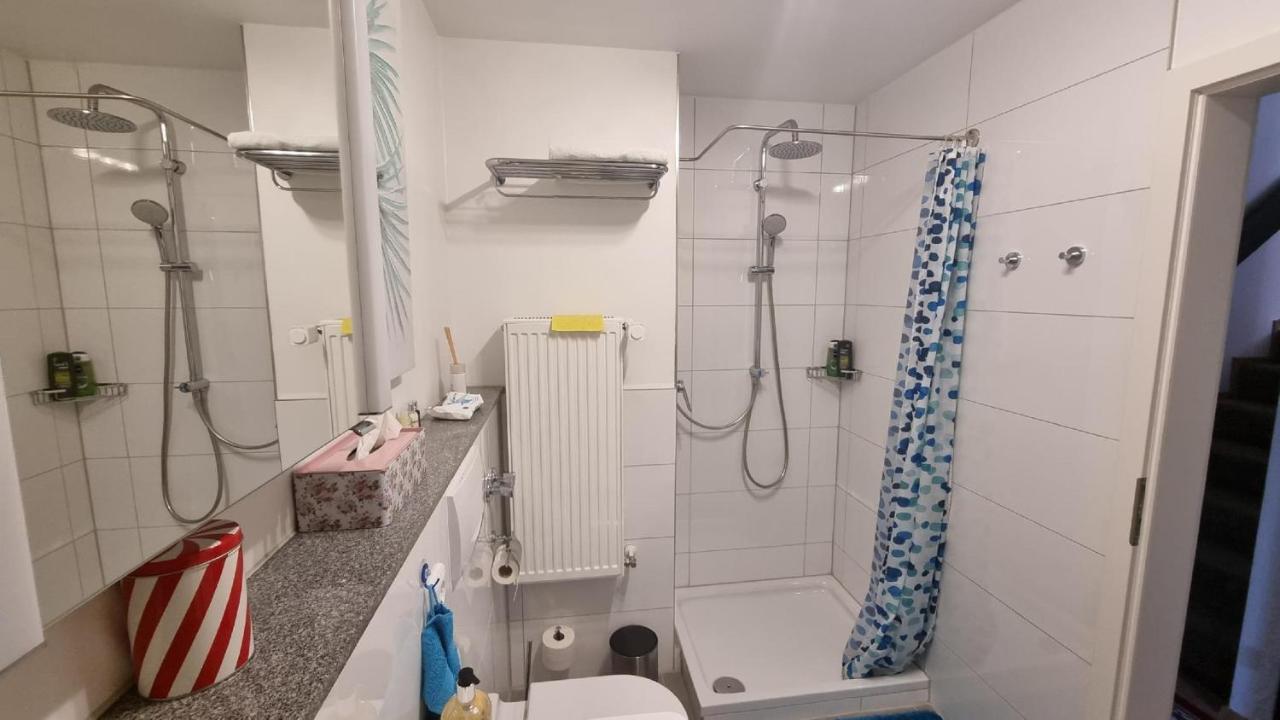 Ferienzimmer Bei Thomas - Gemuetliches Schlaf- Und Wohnzimmer Mit Modernem Bad Ulm Eksteriør bilde